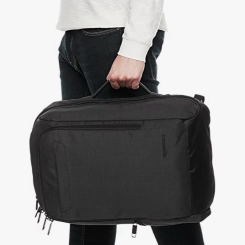 Amazon Basics Overnight Backpack - Picture 10 of 10
